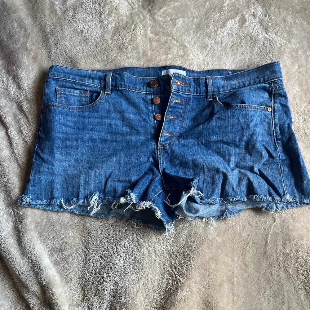 Loft Mid Rise Jean Short - Size 14/33 - Like New